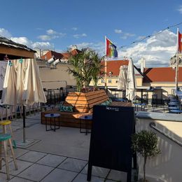 © David Karner Mango Sky Bar