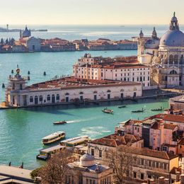 Venedig mit Blick auf die Basilika Santa Maria della Salute