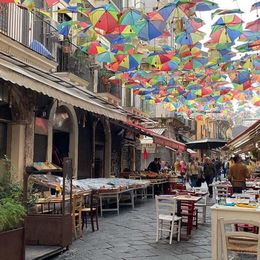 Restaurants beim Fischmarkt von Catania