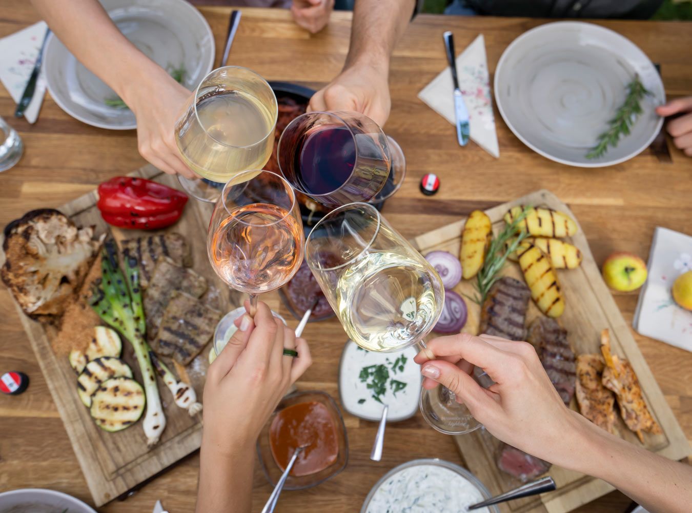 Heimischen Wein trinken und gewinnen