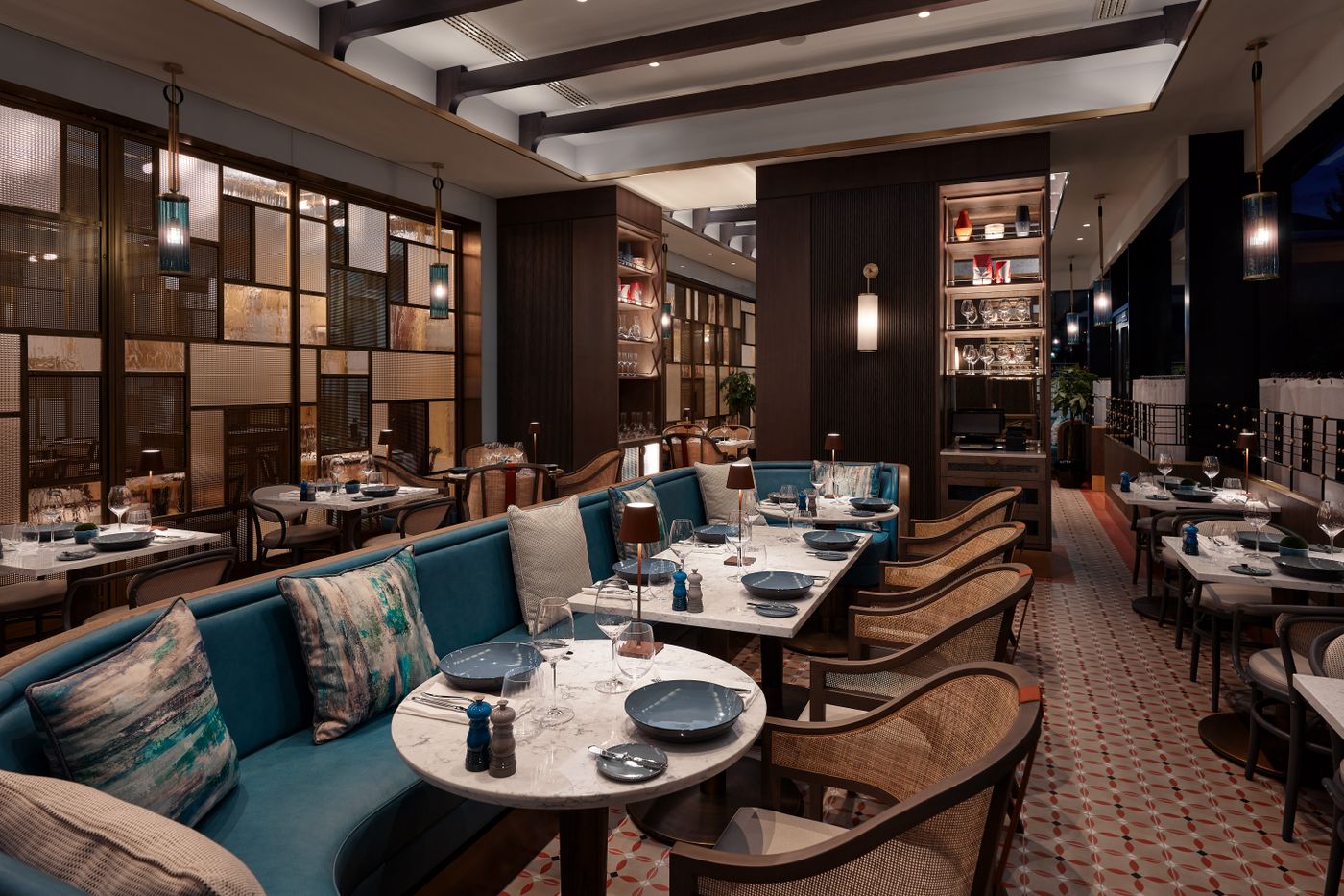 Lenz Social Dining null