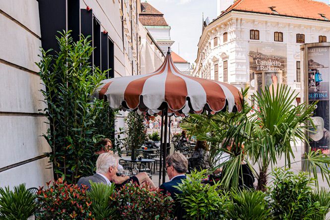 Gemütlicher Gastgarten 