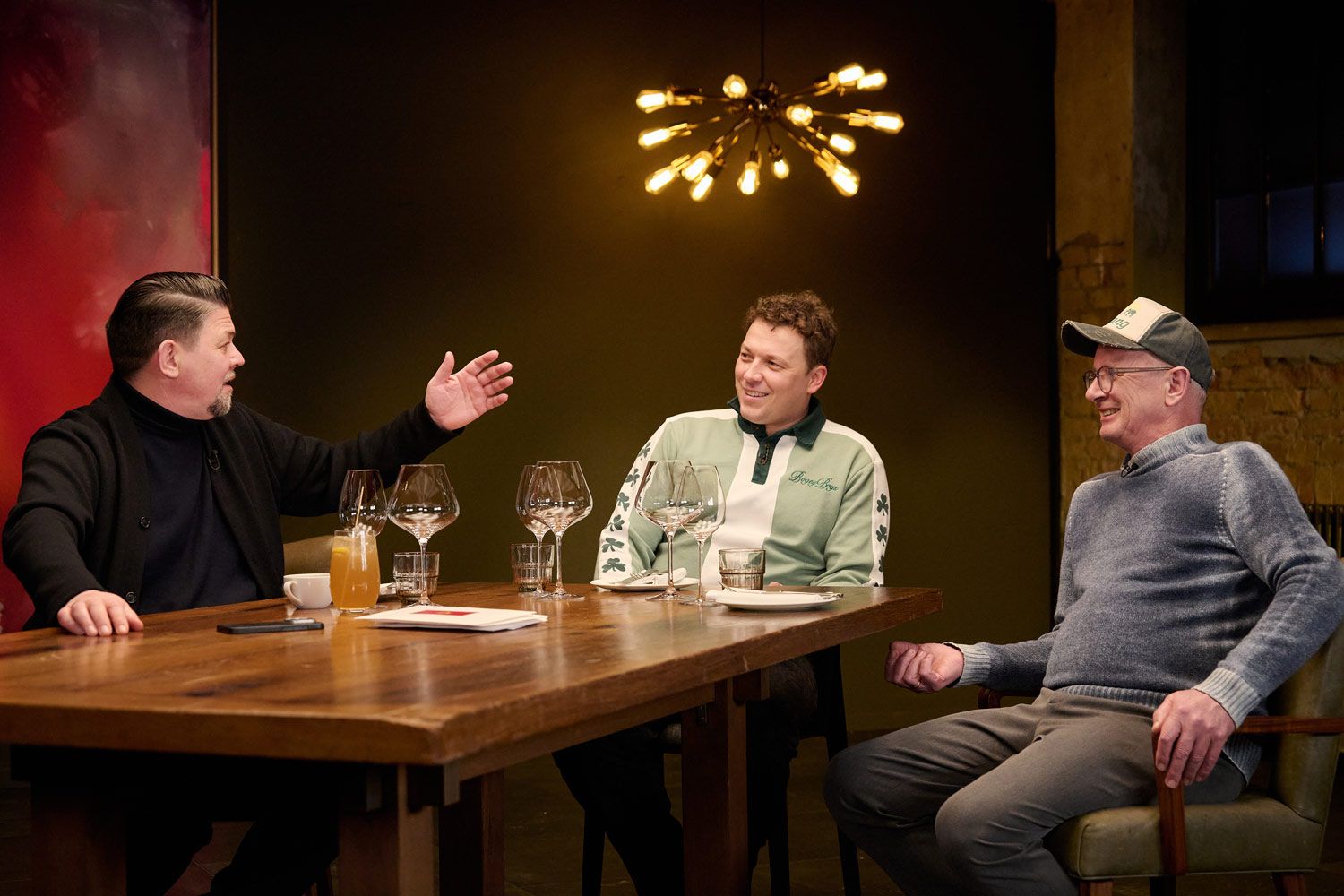 RTL / Henning Kretschmer Tim Mälzer, Philip und Helmut Rachinger