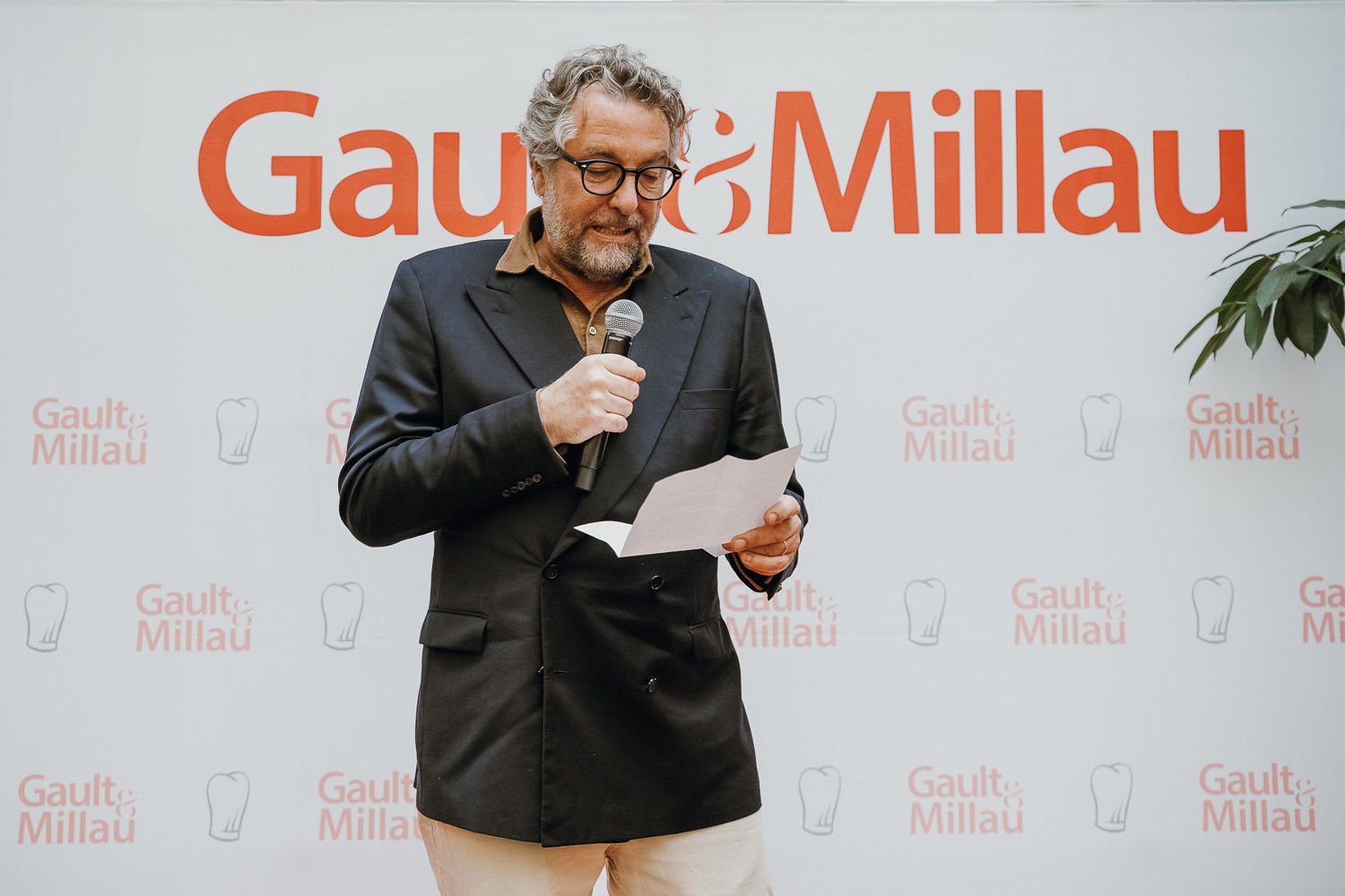 Laudatio von Journalist Severin Corti