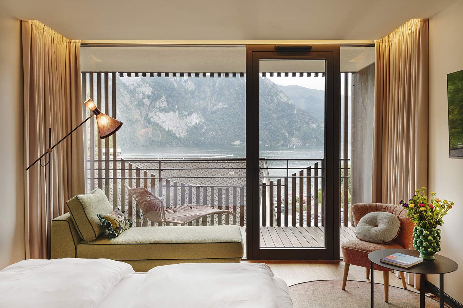Heavenly Lake Junior Suite