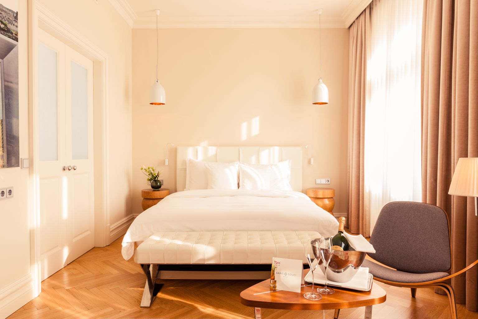 Luxury Room