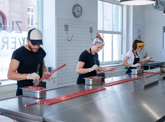 © AMA GENUSS REGION / Martina Siebenhandl Die Zuckerlwerkstatt