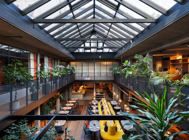 Das ganze Haus wird bespielt.