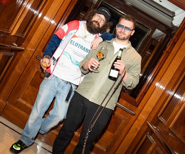 © Lennart Schmidt Ein kultiges Duo: Rapper Curly und Sommelier Willi Schlögl
