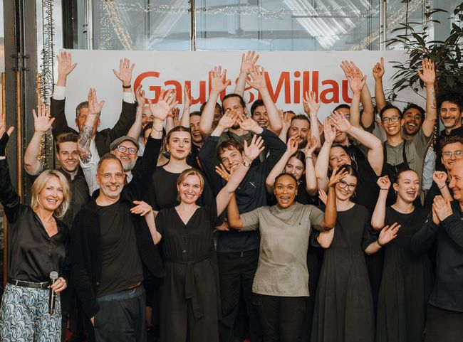 Yotam Ottolenghi feierte mit dem gesamten Tian-Team