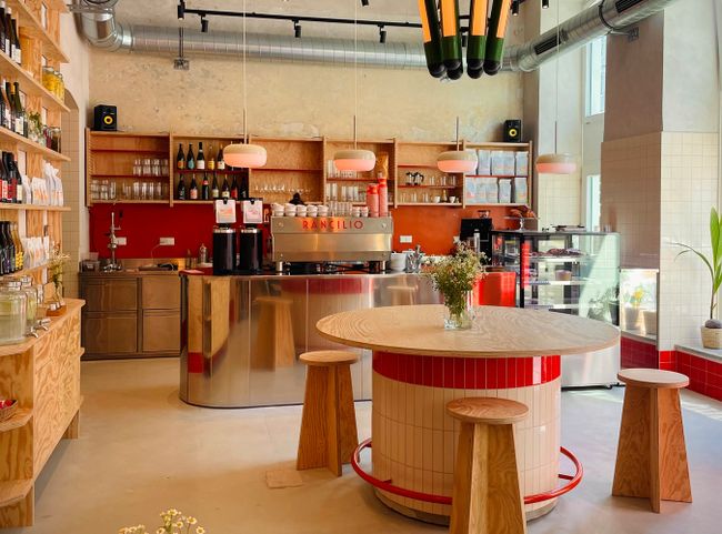 © Salzi Bistro mit offenem Konzept