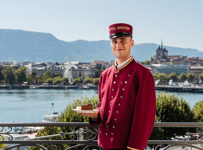 © Beau-Rivage Genève Grüezi, Sacher-Törtli!
