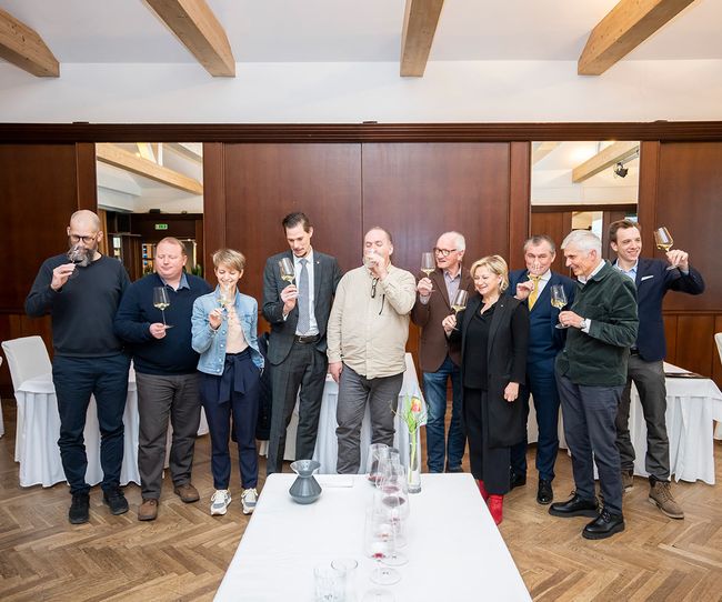 © Robert Herbst Die Jury der Final-Verkostung