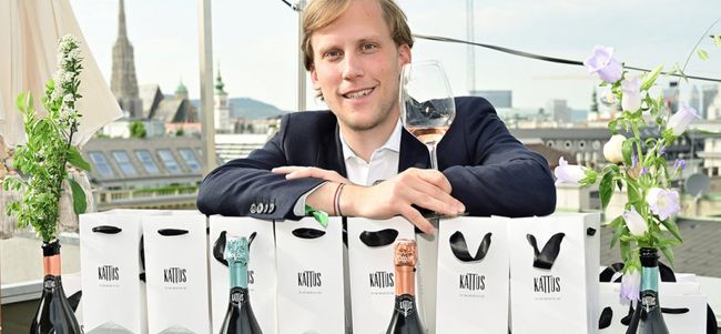 © Leisure Communication / Christian Jobst Johannes Kattus bei der Präsentation über den Dächern von Wien