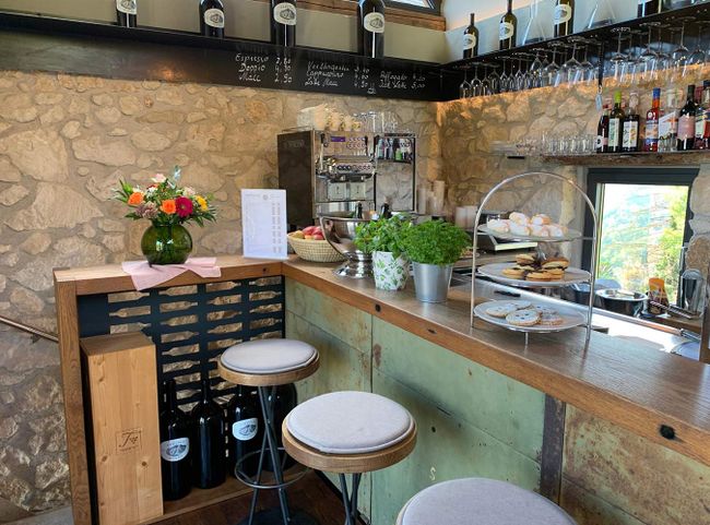 Die Ciringa Bar