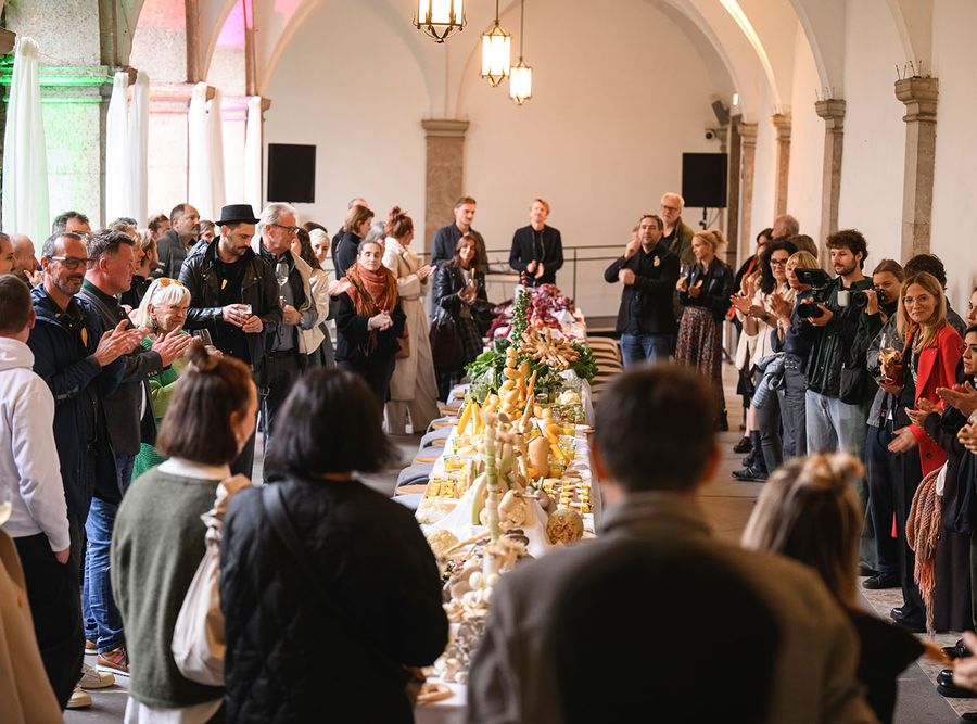 © Theresa Wein Die Hoftafel findet diesmal im Kulturstadl Oberhofen statt