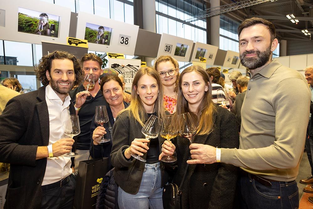 Jahrgangspräsentation am Flughafen Salzburg
